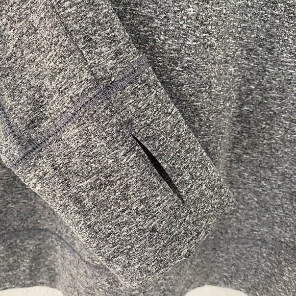 PINK Victoria’s Secret Women’s Gray Half Zip Sweatshirt. Size:M Great Condition - Picture 5 of 7